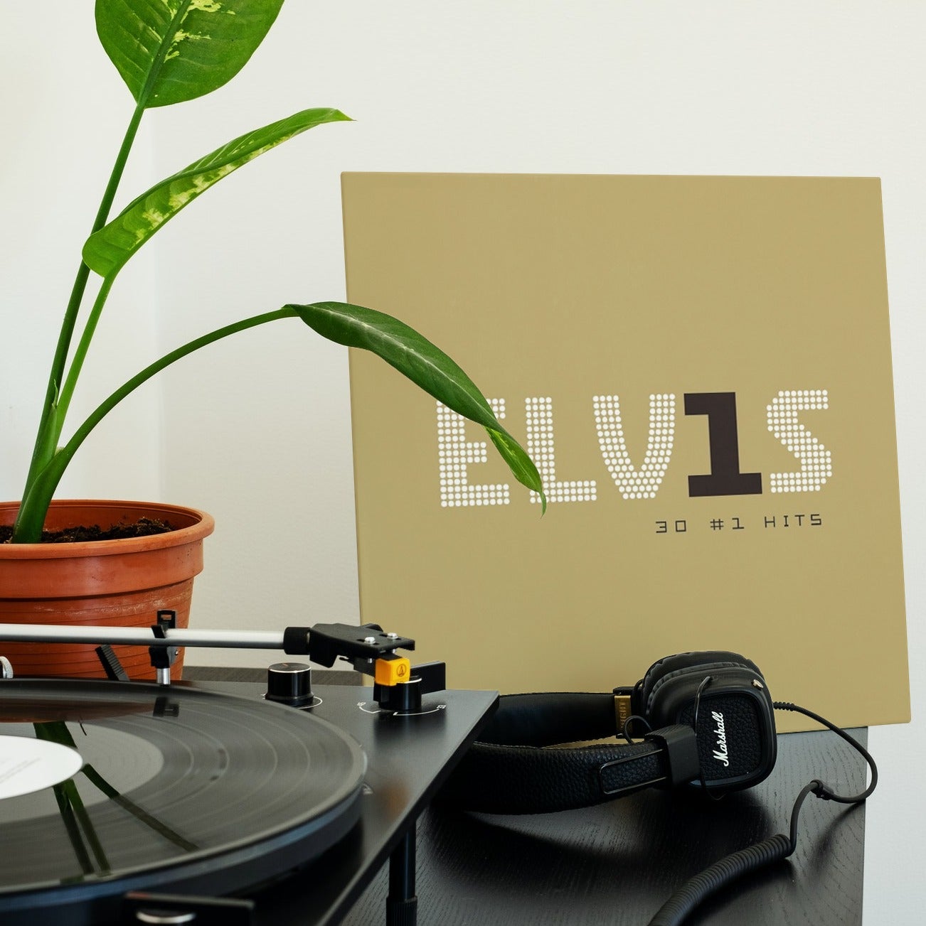 Elvis Presley - ELV1S 30 #1 Hits - Gold Vinyl LP Record